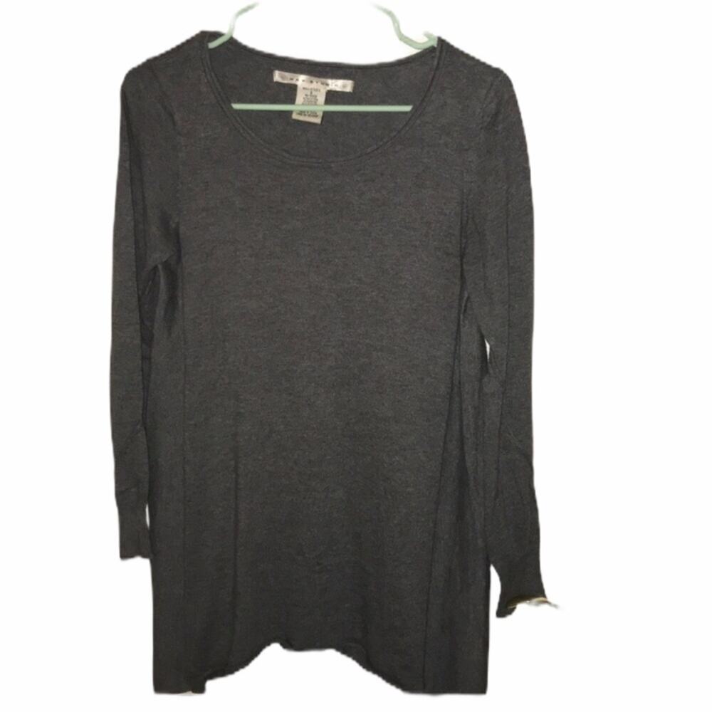 Max studio Long Gray cotton Sweater Small